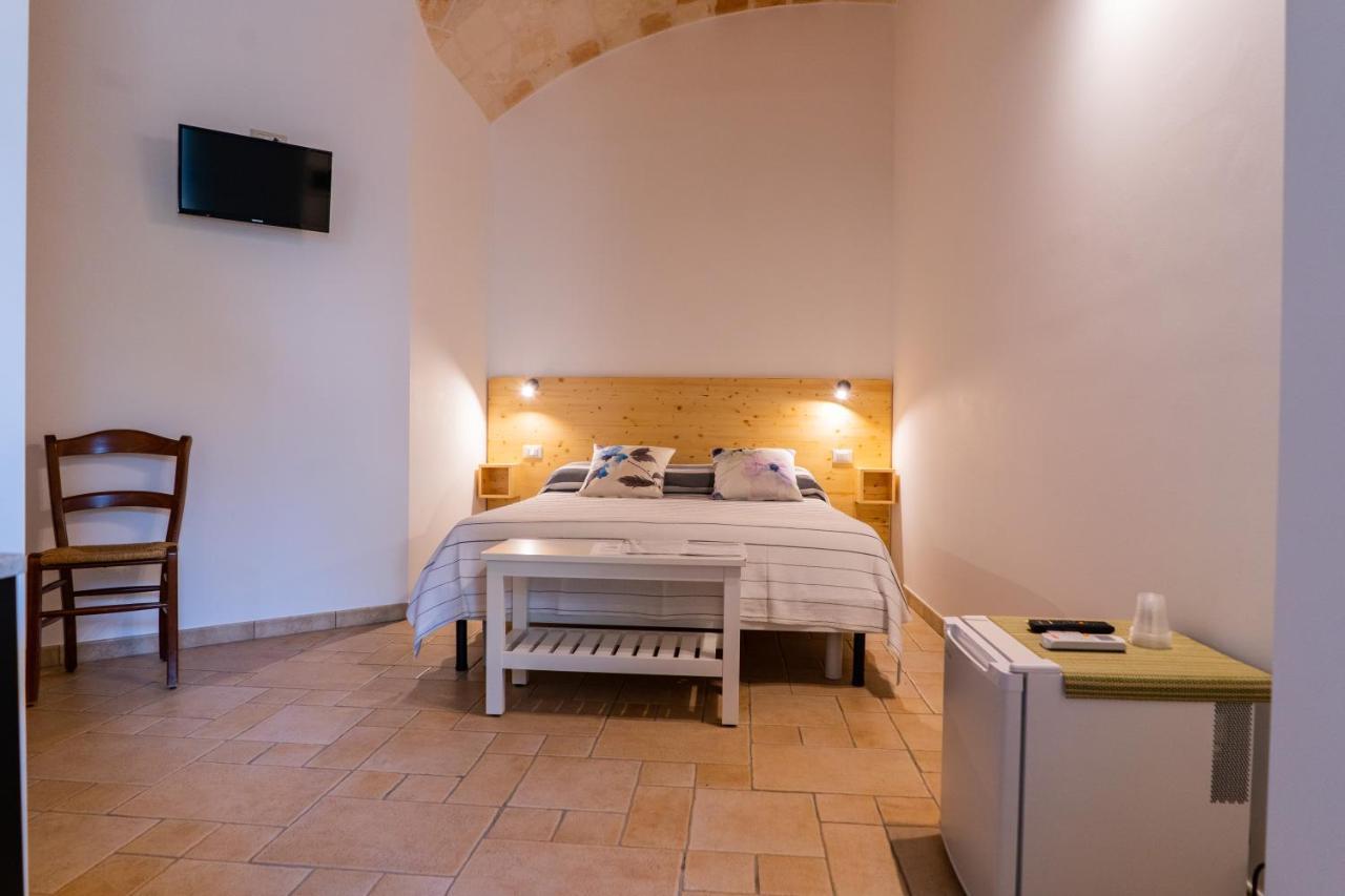 Relais La Giara Guest House Manduria Eksteriør bilde